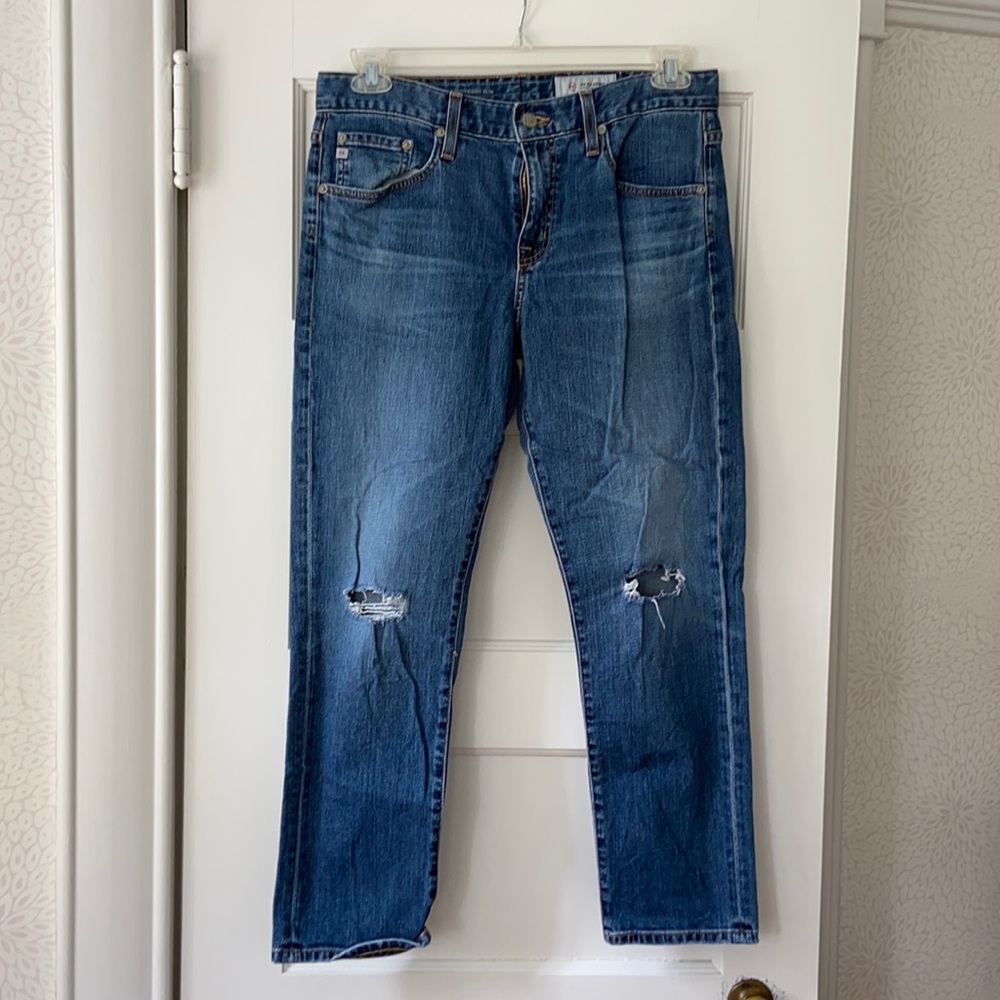 Women’s boyfriend jeans